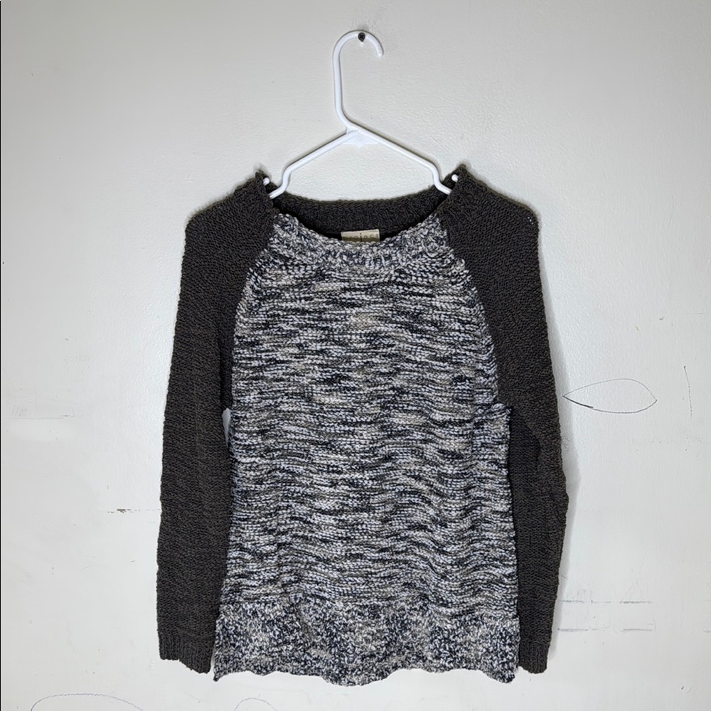 Project Cotton Blend Knit Scoop Neck Gray and White Sweater Size Small